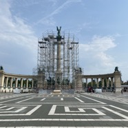 Heroes' Square